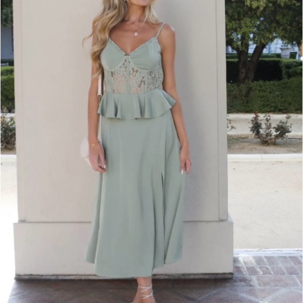 VICI Forever Romance Peplum Dress